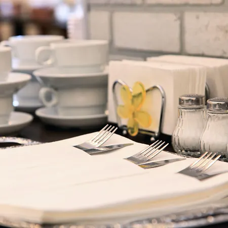 Hotel-pension Cortina בית הארחה