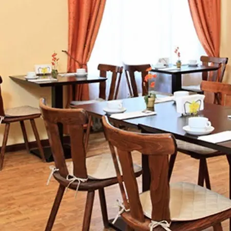 Hotel-pension Cortina Guest house