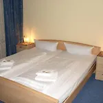 Hotel-pension Cortina Berlin