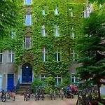 Hotel-pension Cortina Berlin