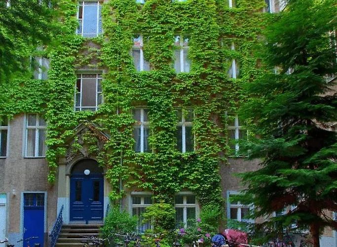 بيت ضيافة Hotel-pension Cortina 2*