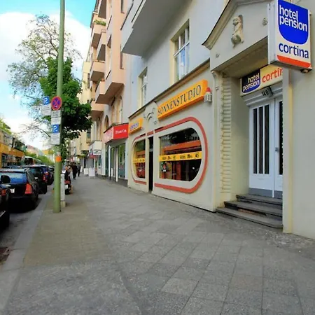 Hotel-pension Cortina ברלין