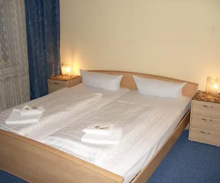 Hotel-pension Cortina Berlin